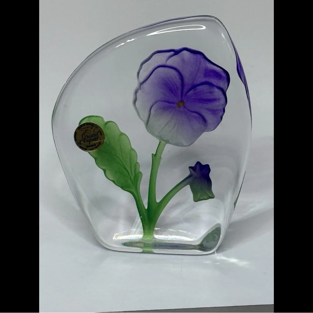 Cristal d' Arques 24% Lead‎ Crystal Purple Pansy Paperweight 4.25